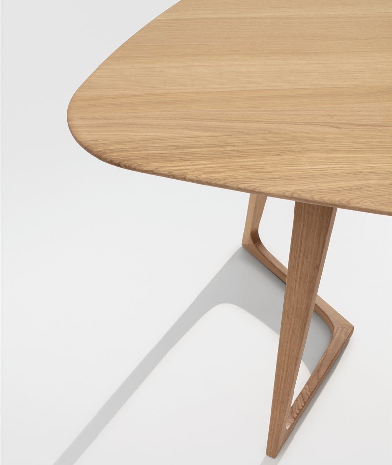 Tafel Z Twist Office Bed Habits 1200x1500 01